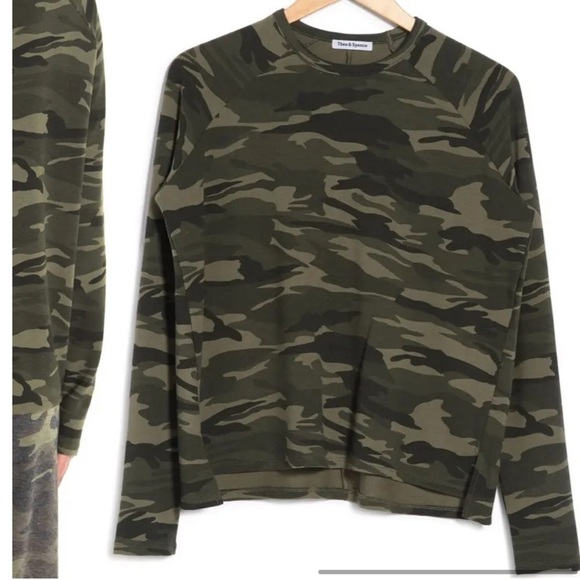 NWT Theo And Spence Green Camo Sweater - Picture 3 of 4